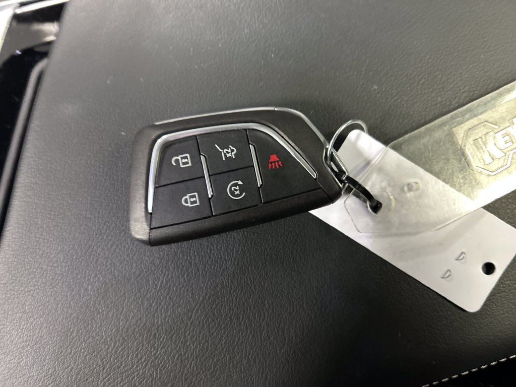 Used 2024 Cadillac Lyriq Tech RWD image 21