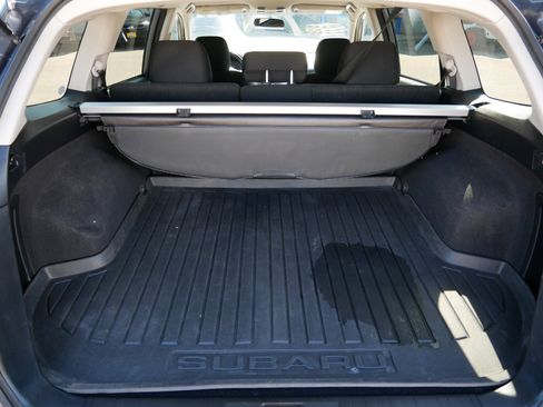 Used 2014 Subaru Outback 2.5i Premium AWD/4WD image 18