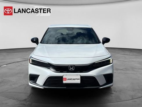 Used 2024 Honda Civic Sport image 2