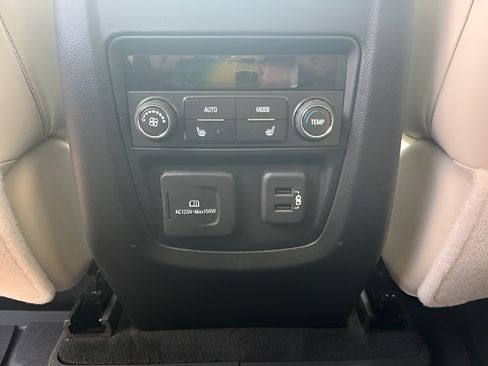 Used 2022 Buick Enclave Premium w/ Surround and Sites Package FWD image 33