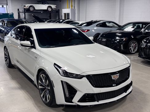 Used 2022 Cadillac CT5 V Blackwing image 16