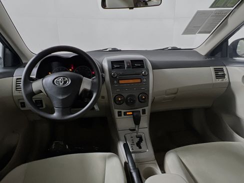 Used 2011 Toyota Corolla LE image 27