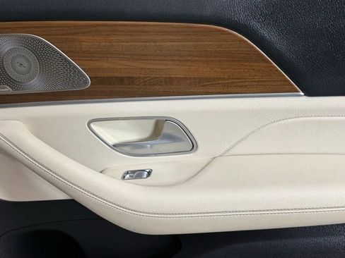 Used 2022 Mercedes-Benz GLE 350 w/ Premium Package image 25