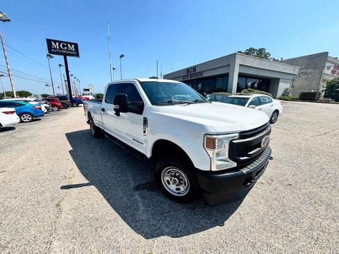 Used 2022 Ford F250 XL w/ Power Equipment Group AWD/4WD image 30