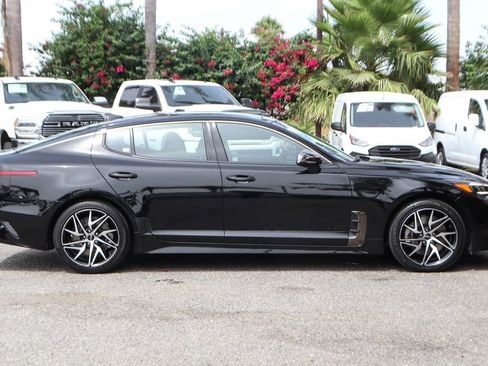 Used 2023 Kia Stinger GT-Line w/ Sun & Sound Package RWD image 10