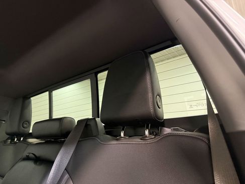 Used 2021 GMC Sierra 1500 SLT image 50