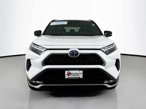 Used 2023 Toyota RAV4 XSE AWD/4WD image 2