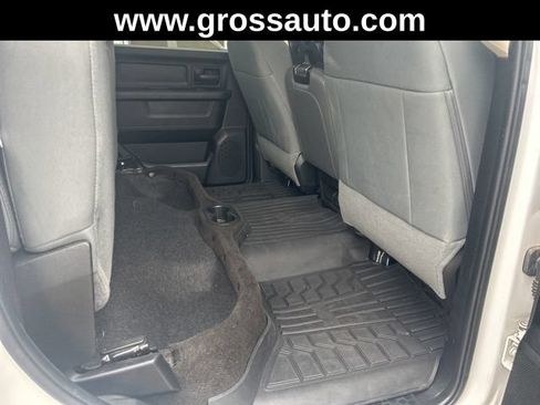 Used 2017 RAM 1500 Express AWD/4WD image 39