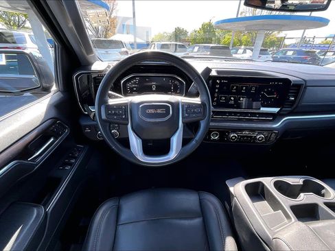Used 2024 GMC Sierra 1500 SLT AWD/4WD image 15