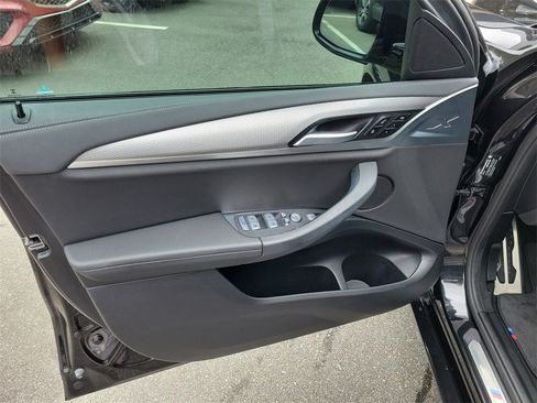 Used 2021 BMW X4 xDrive30i image 23