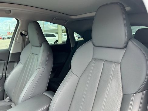 Used 2025 Audi Q5 Premium Plus w/ Premium Plus AWD/4WD image 18