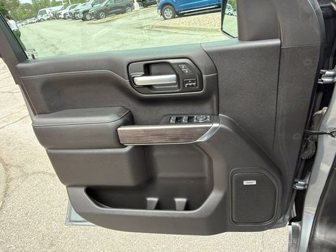 Used 2020 Chevrolet Silverado 1500 LTZ w/ LTZ Premium Package AWD/4WD image 33