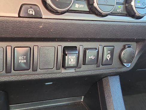Used 2023 Toyota Tacoma TRD Sport RWD image 26