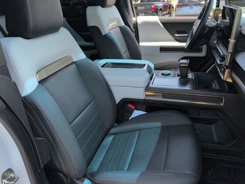 Used 2024 GMC Hummer EV 2X AWD/4WD image 29