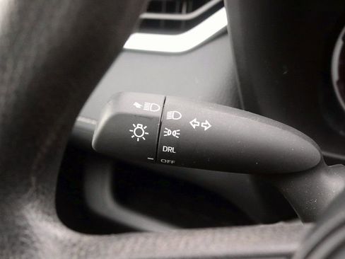 Used 2024 Toyota RAV4 LE image 23