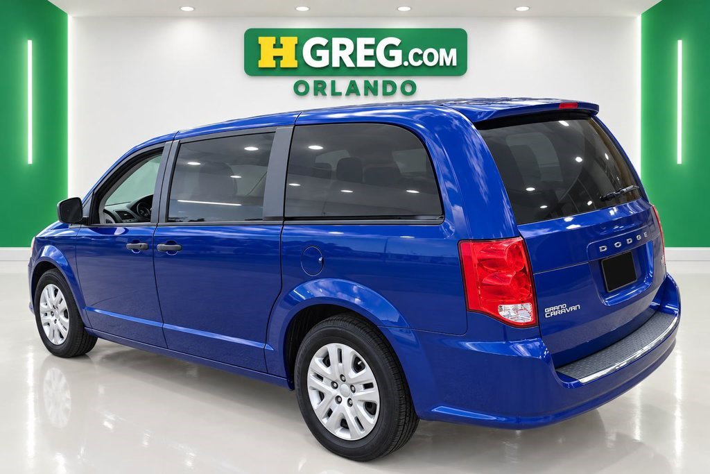 Used 2020 Dodge Grand Caravan SE w/ UConnect Hands-Free Group FWD image 2