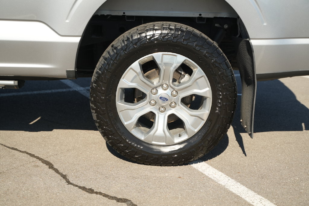Used 2021 Ford F150 Platinum w/ Equipment Group 701A High AWD/4WD image 48