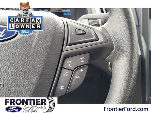 Used 2024 Ford Edge SE w/ Black Appearance Package image 19