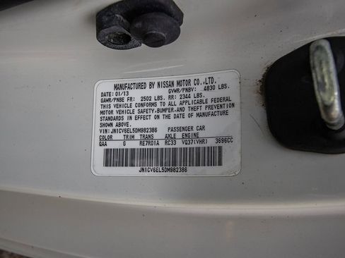 Used 2013 INFINITI G37 x w/ Premium Pkg image 24