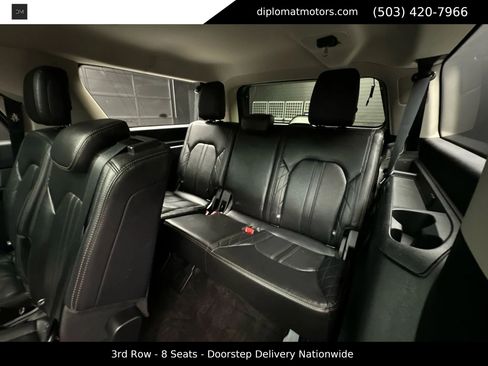 Used 2018 Ford Expedition Max Platinum image 27