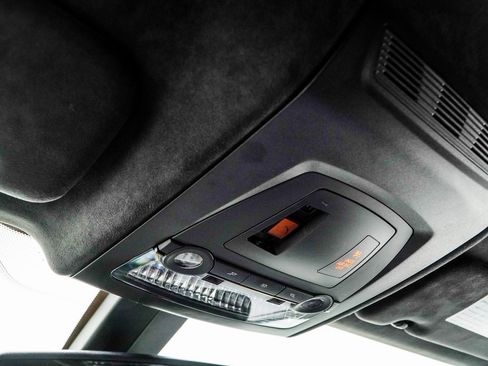 Used 2017 BMW M6 Coupe image 35