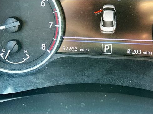 Used 2023 Nissan Sentra SV w/ SV Premium Package FWD image 12