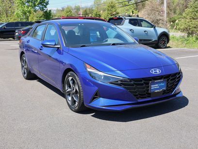 Certified 2023 Hyundai Elantra SEL w/ Convenience Package