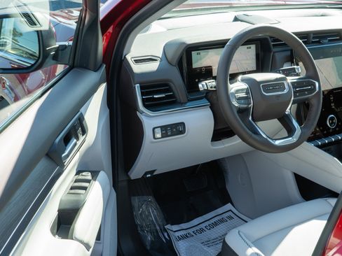 New 2026 GMC Terrain Denali w/ LPO, Floor Liner Package image 10