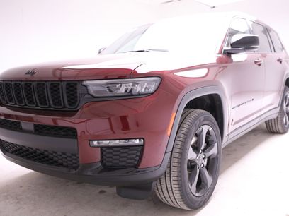 New 2025 Jeep Grand Cherokee L Limited w/ Black Appearance Package