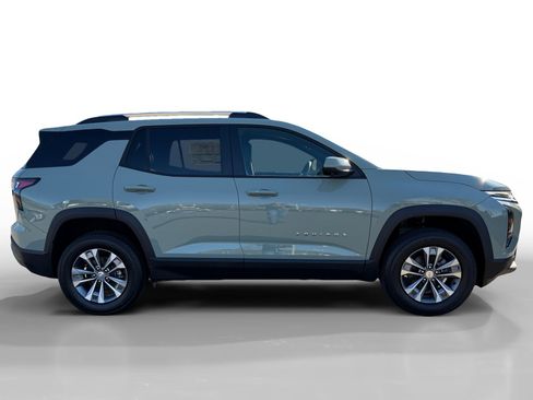 New 2026 Chevrolet Equinox LT w/ Convenience Package II image 6