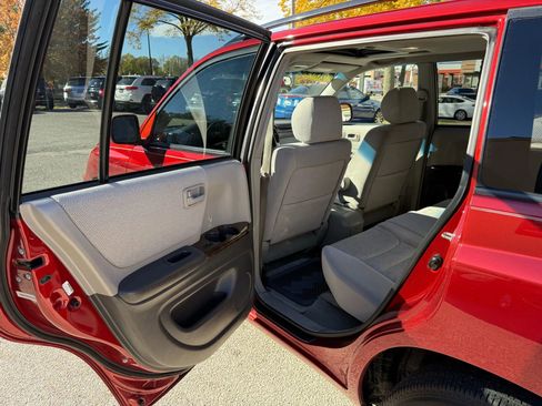 Used 2003 Toyota Highlander 4WD image 12