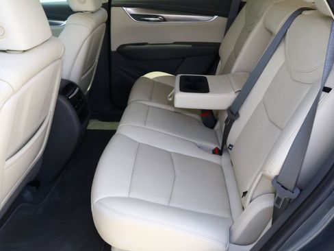 Used 2020 Cadillac XT5 Premium Luxury FWD image 26