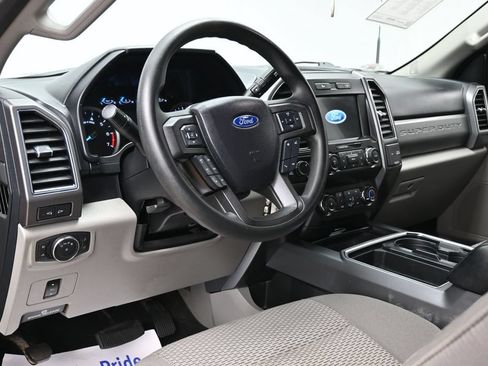 Used 2021 Ford F350 XLT w/ XLT Premium Package AWD/4WD image 22