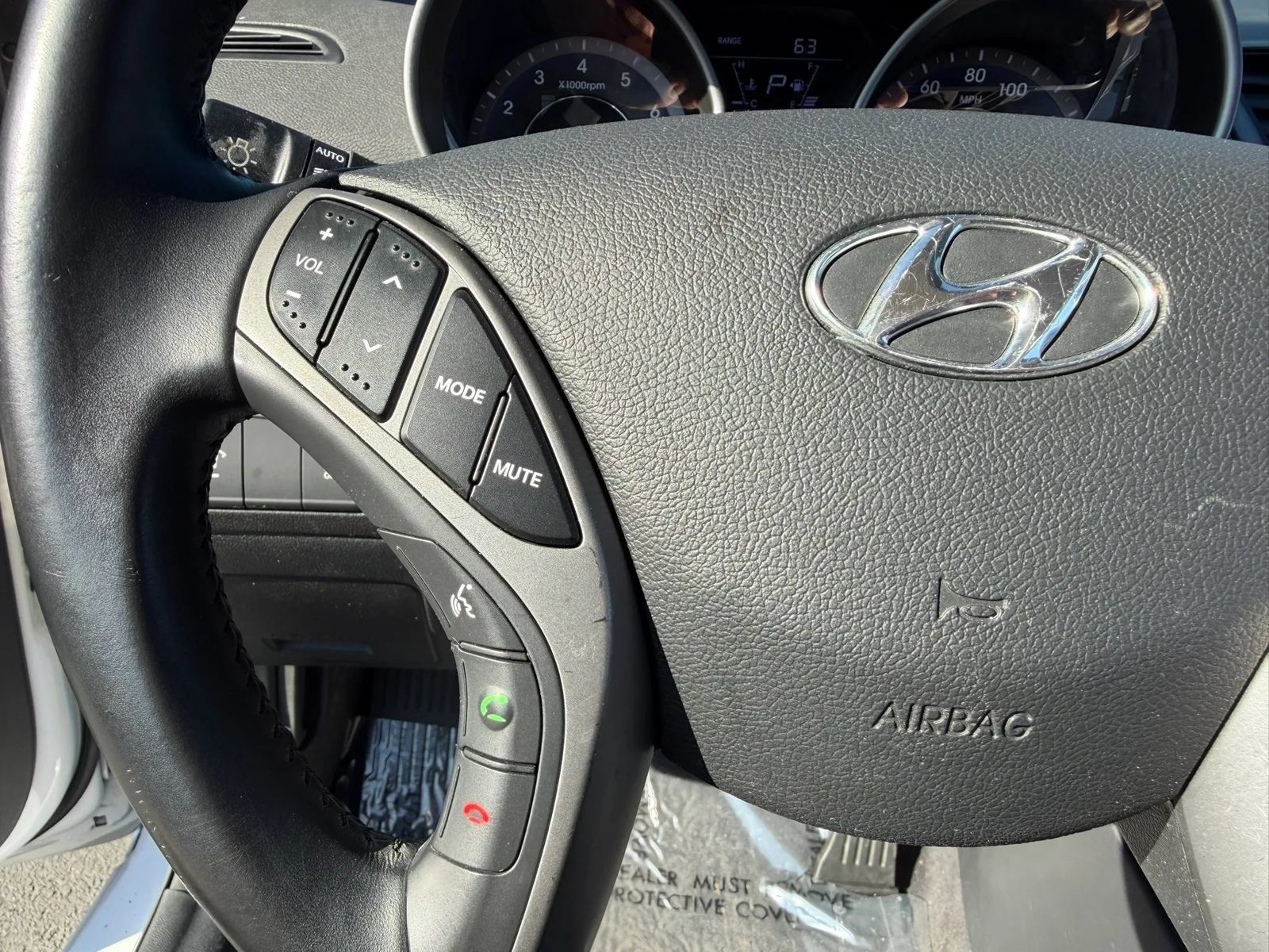 Used 2014 Hyundai Elantra w/ Option Group 2 FWD image 20