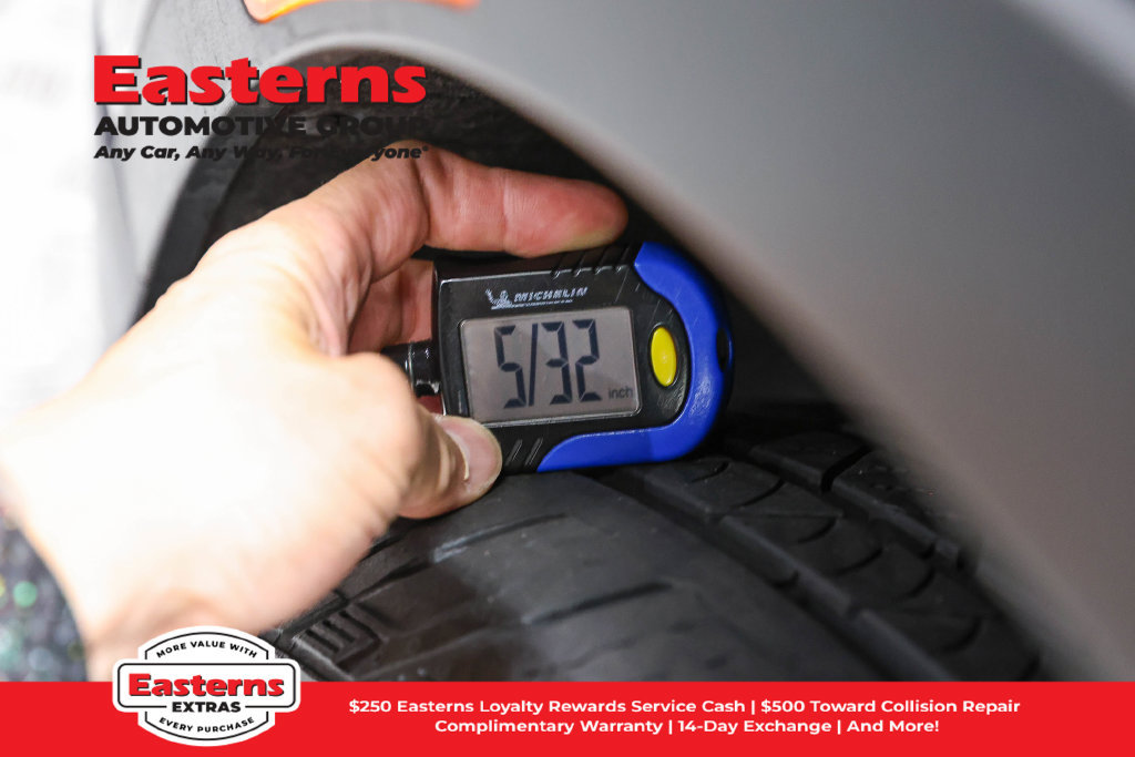 Used 2024 Chevrolet Blazer LT AWD/4WD image 28