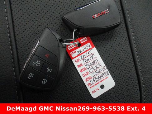 New 2025 GMC Sierra 2500 Denali w/ Technology Package image 36