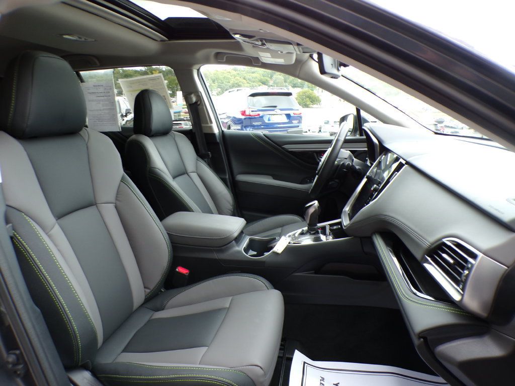 Used 2024 Subaru Outback Onyx Edition AWD/4WD image 15