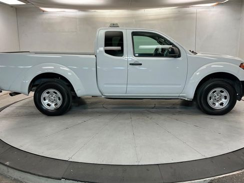 Used 2016 Nissan Frontier S RWD image 6