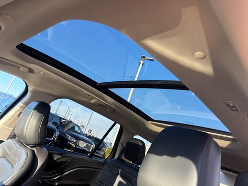 Certified 2024 Lincoln Aviator Reserve w/ Elements Package Plus image 27