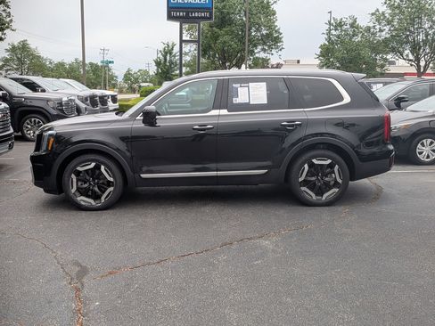 Used 2025 Kia Telluride S AWD/4WD image 6
