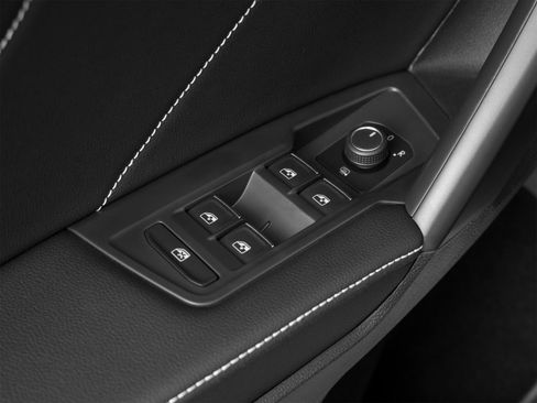 Certified 2024 Volkswagen Tiguan SE w/ Panoramic Sunroof Package FWD image 48