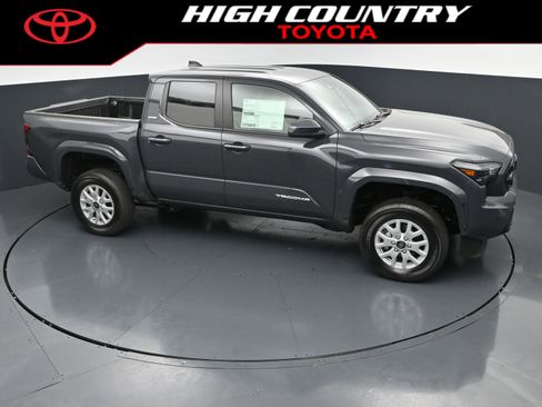 New 2026 Toyota Tacoma SR5 RWD image 32