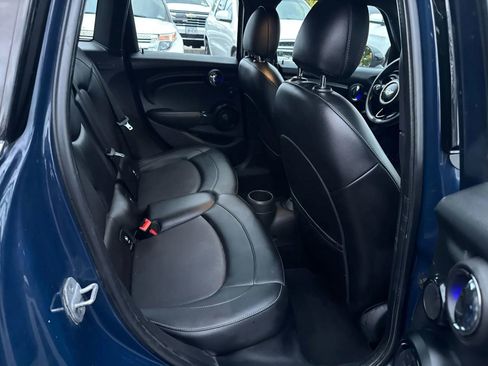 Used 2015 MINI Cooper 4-Door Hardtop image 23