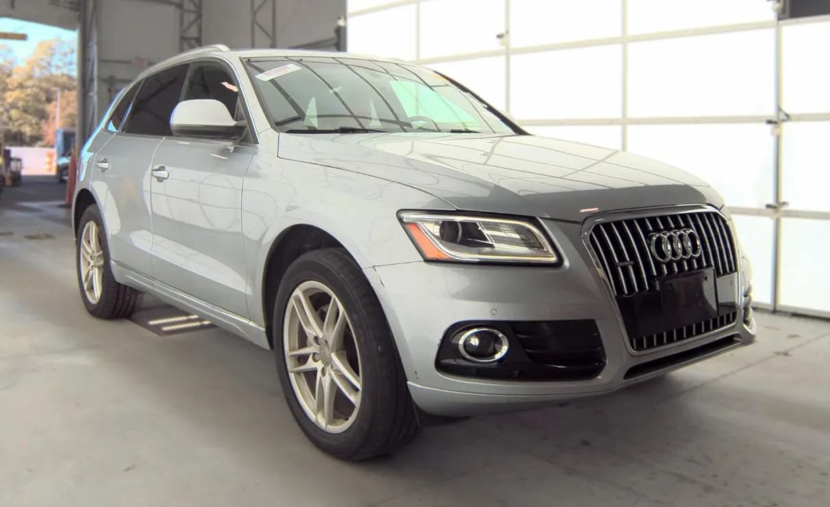 Used 2015 Audi Q5 2.0T Premium Plus AWD/4WD image 2