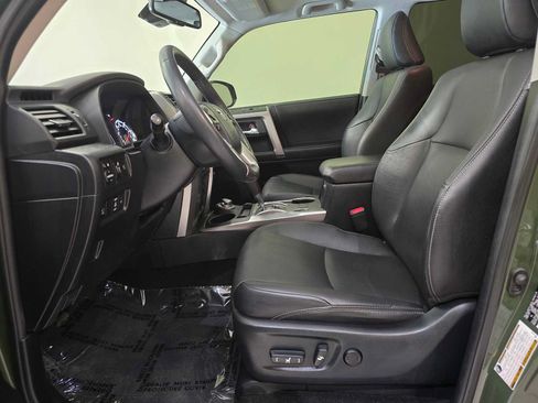 Certified 2022 Toyota 4Runner Limited AWD/4WD image 22