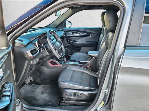 Certified 2023 Chevrolet TrailBlazer RS w/ Sun and Liftgate Package FWD image 16