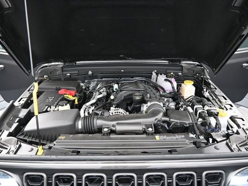 New 2026 Jeep Gladiator Sport AWD/4WD image 24
