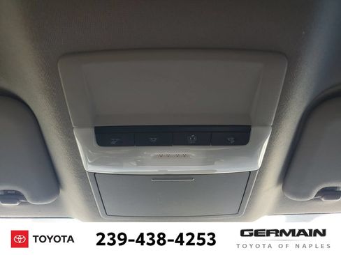 Used 2023 Nissan Sentra SV FWD image 35