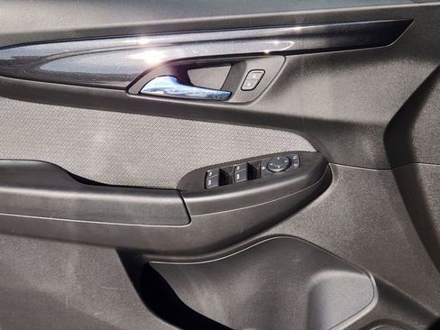 Used 2025 Chevrolet TrailBlazer LT image 24