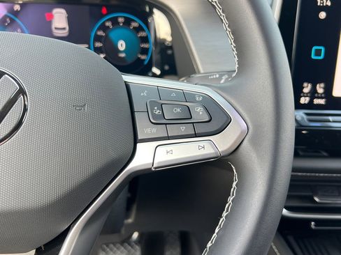 New 2026 Volkswagen Atlas Cross Sport SE image 31